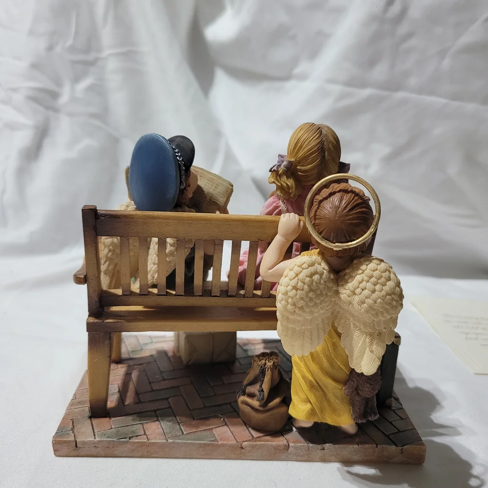 Retired Demdaco Prayers & Promises "Never Alone" Figurine - Picture 5 of 6